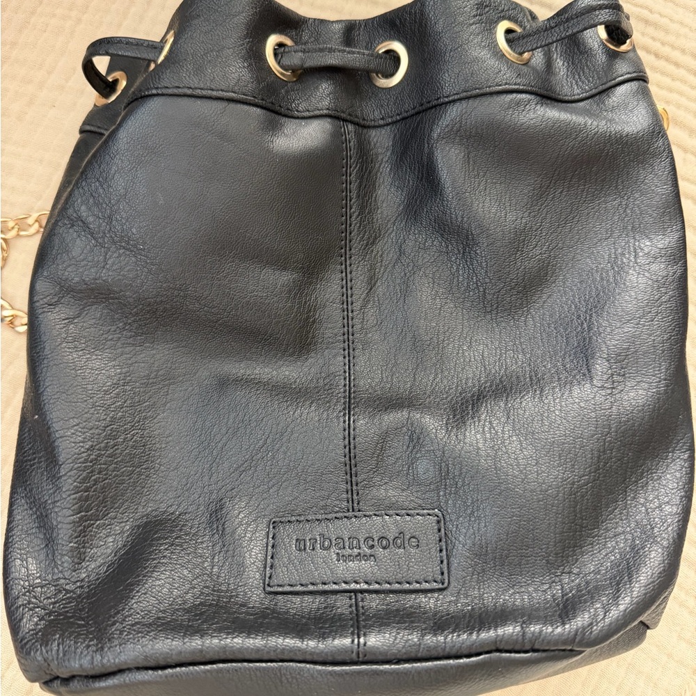 100% Leather Bucket Crossbody Bag with Gold Hardware